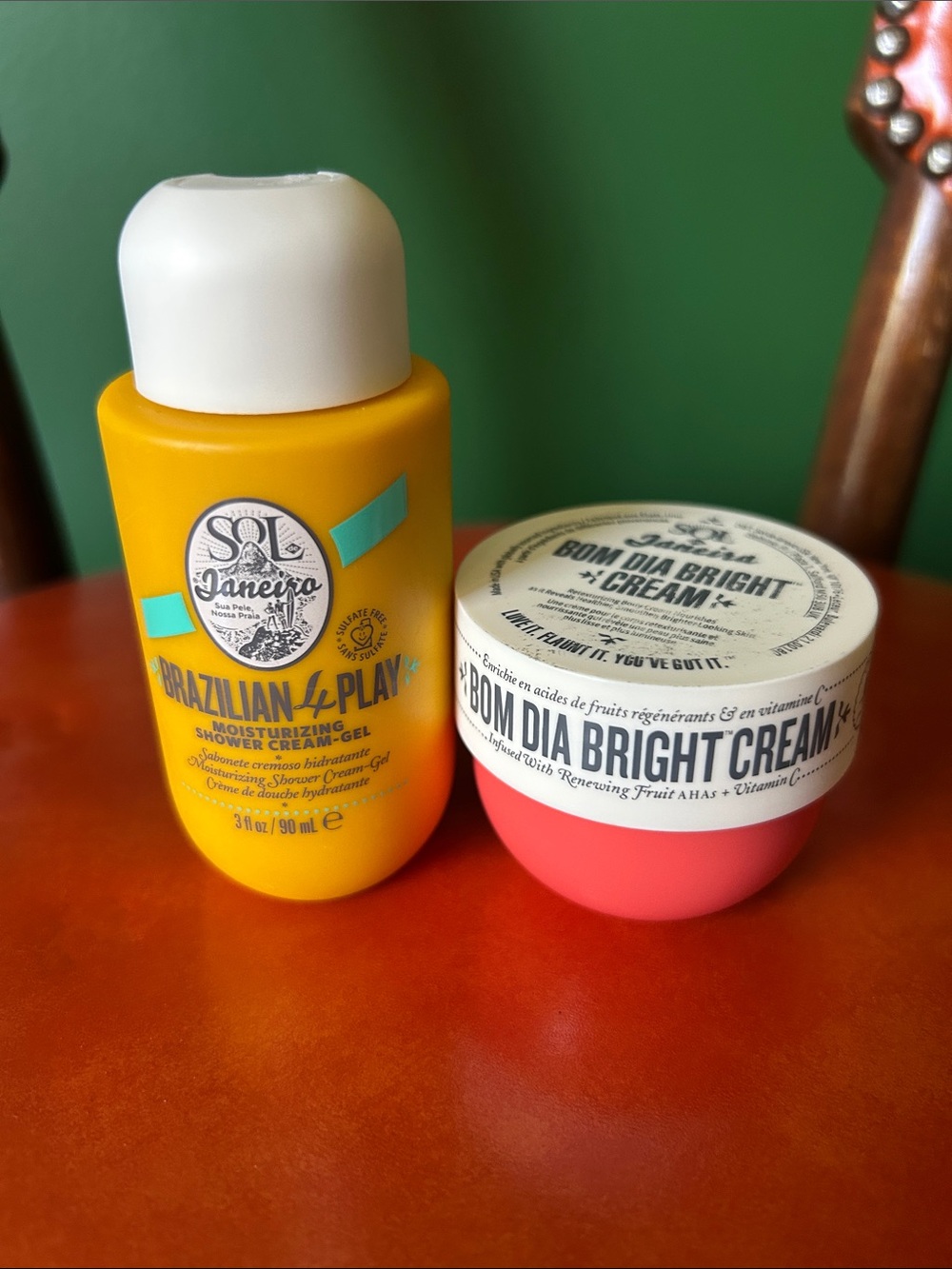Sol de Janeiro Brazilian play shower gel and bum dia bright body cream